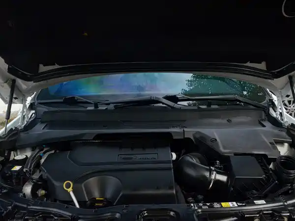 Land Rover Discovery Sport 2022