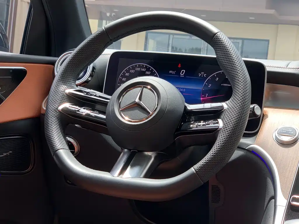 Mercedes-Benz GLC 2024 — фото 20