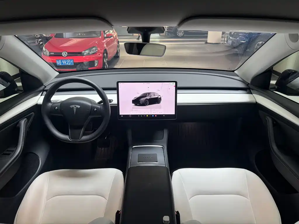 Tesla Model Y 2021 — фото 14