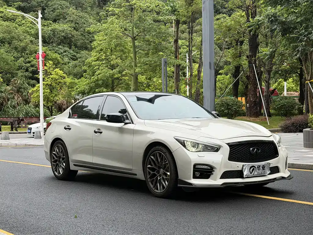 Infiniti Q50L 2016 — фото 3