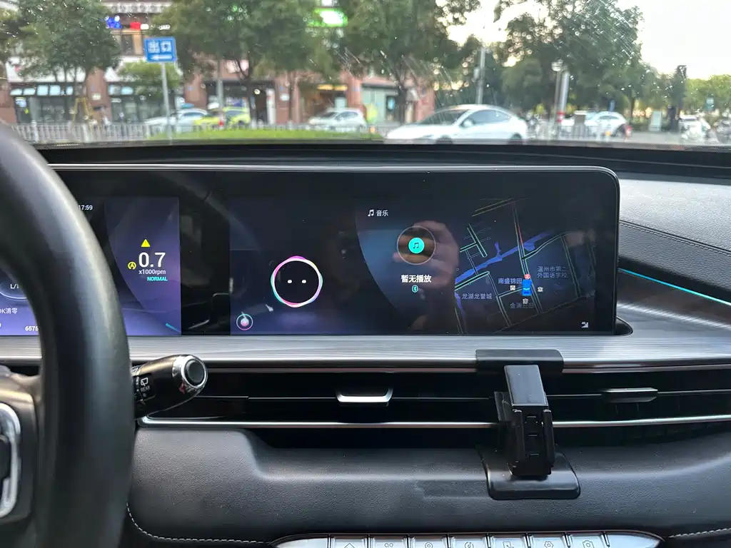 Chery Tiggo 8 PLUS 2022 — фото 12
