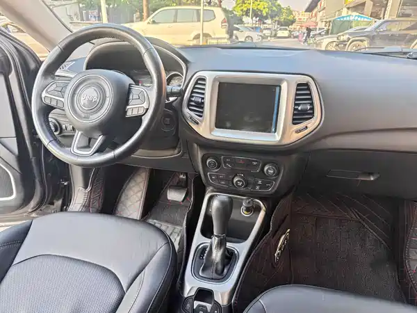 Jeep Compass 2018