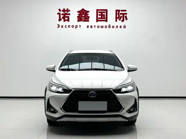 Toyota Yaris L 2023