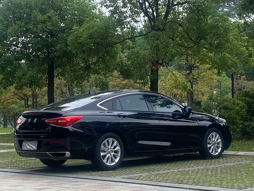 Hongqi H5 2019 — фото 20