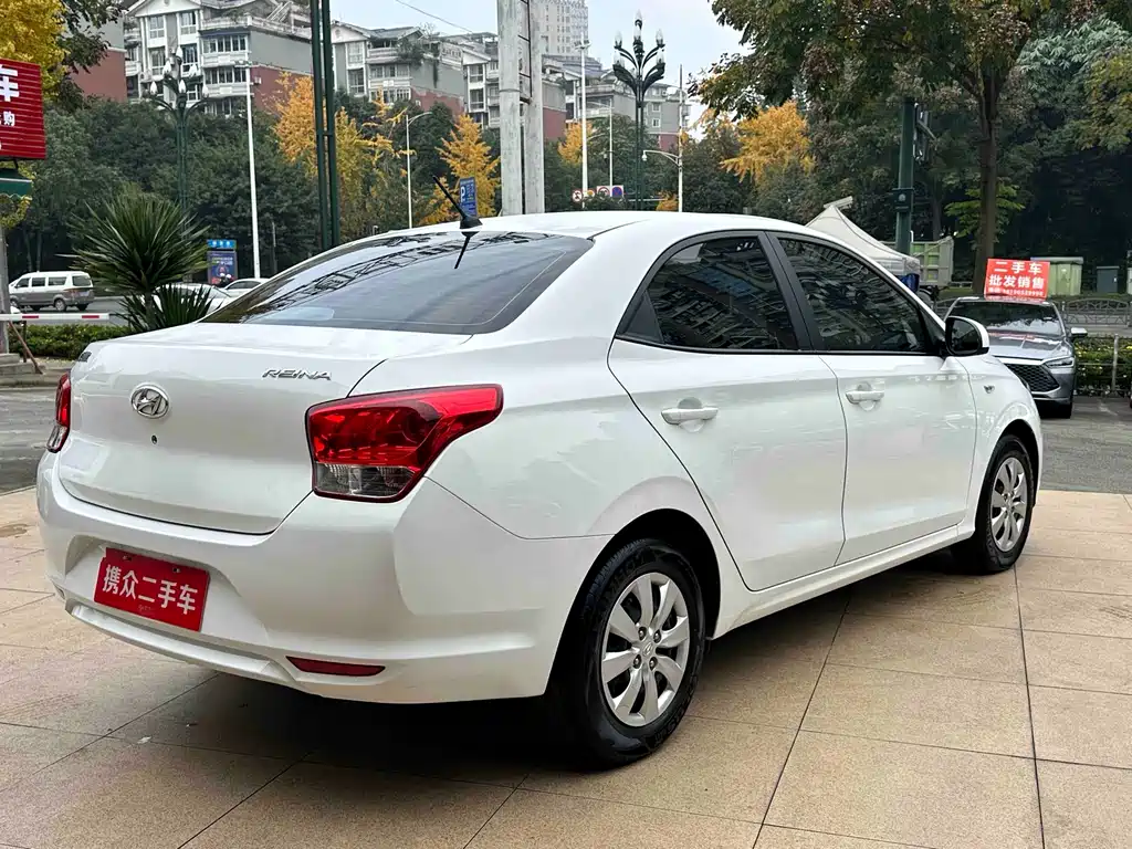 Hyundai Verna 2021 — фото 13
