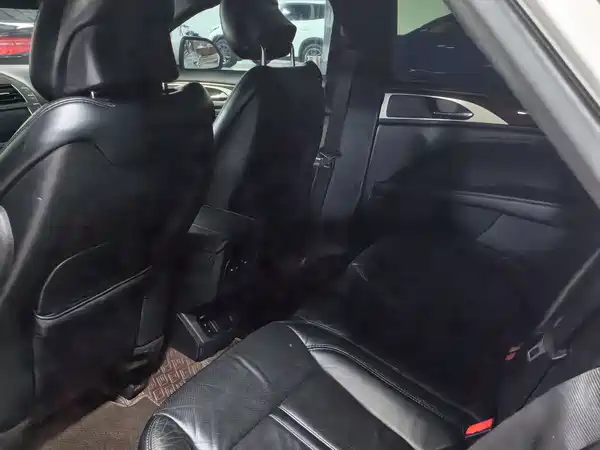 Lincoln MKZ 2019