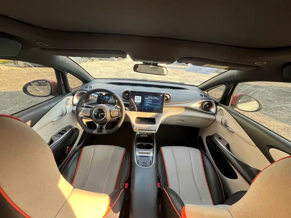 BYD Dolphin 2022 — фото 10