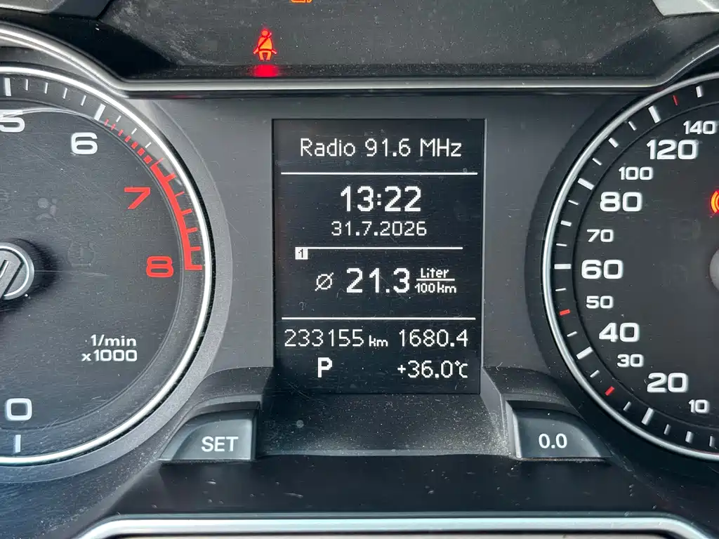 Audi A4L 2015 — фото 13