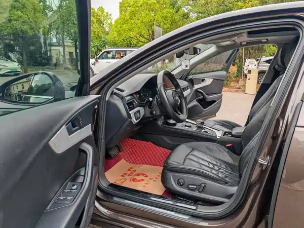 Audi A4L 2017