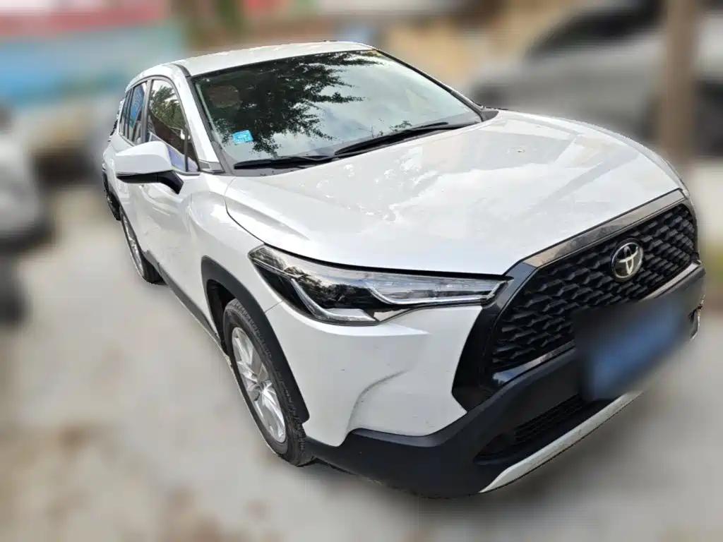 Toyota Corolla Cross 2023 — фото 6