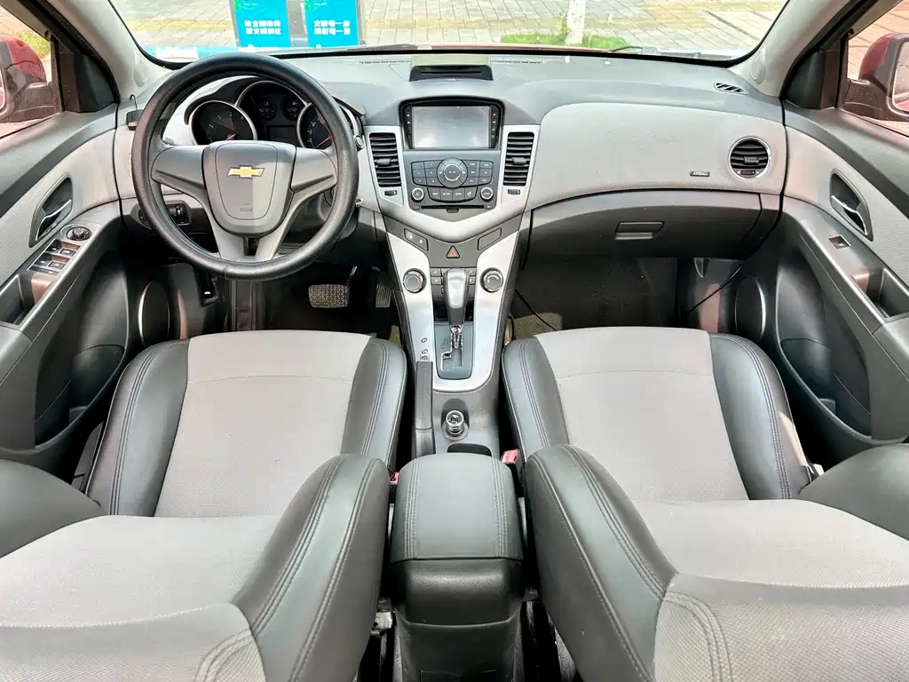 Chevrolet Cruze 2013 — фото 16