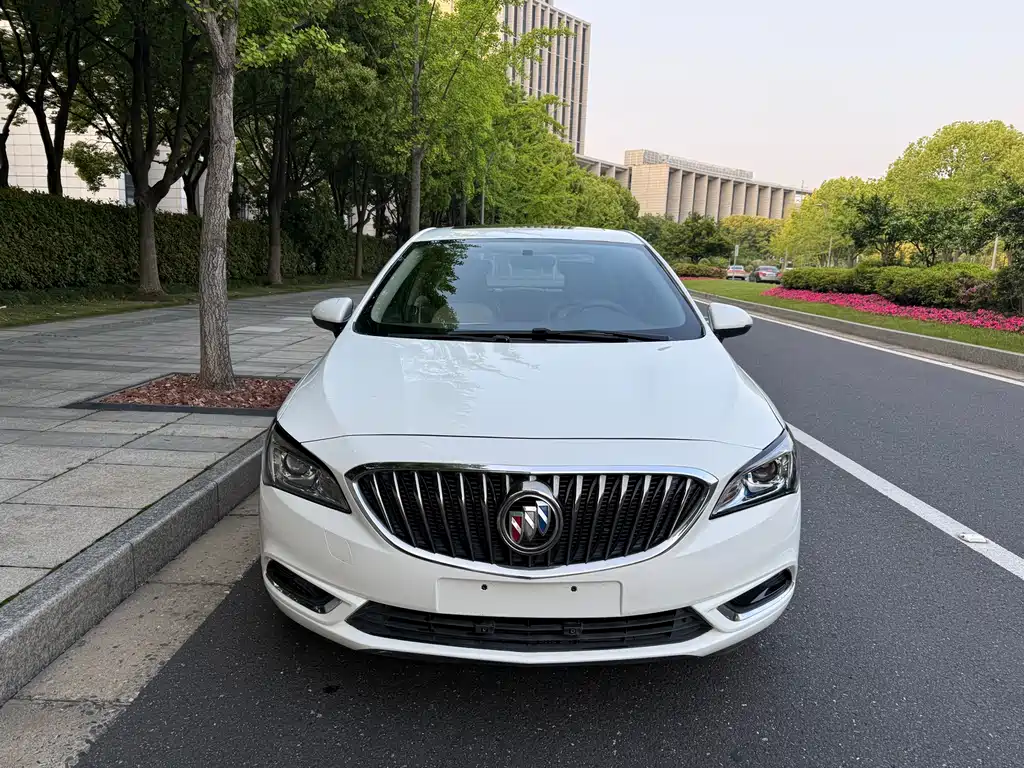 Buick Verano 2016 — фото 1