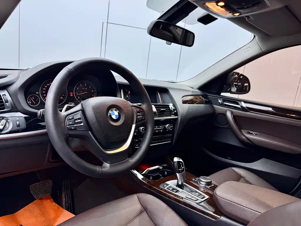 BMW X4 2015 — фото 8