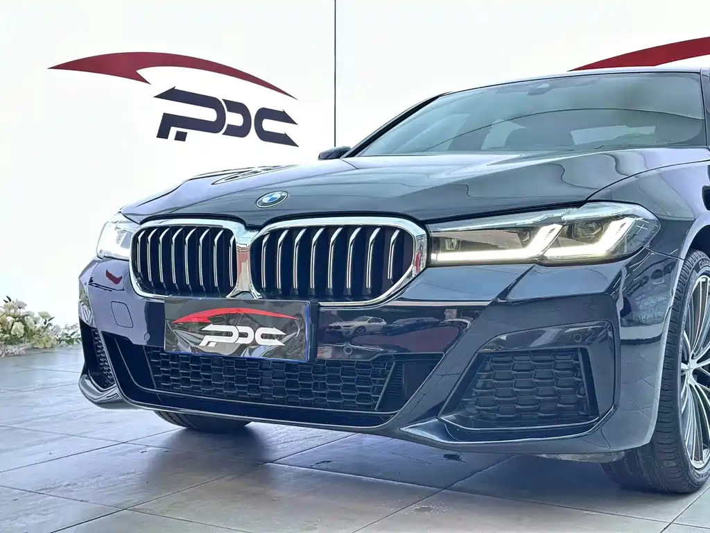 BMW 5 Series 2023