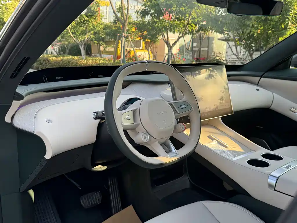 Xiaomi YU7 2025 — фото 15