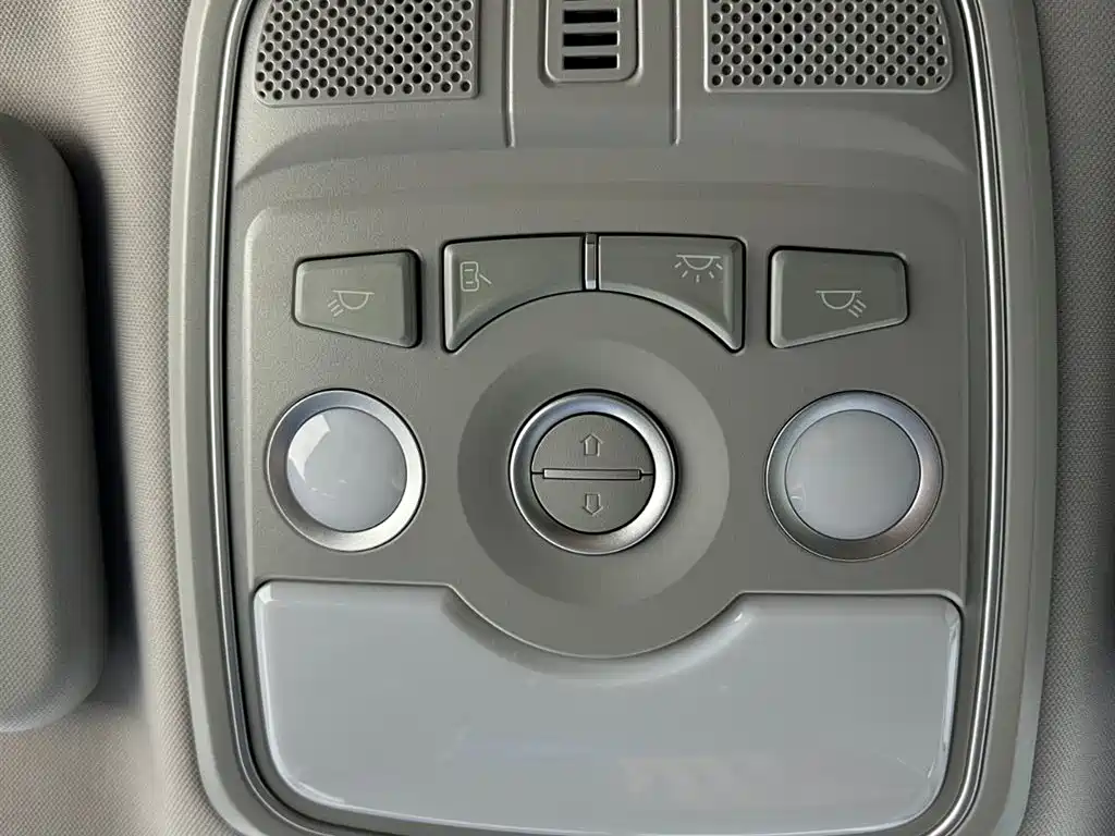 Haval M6 2023 — фото 18