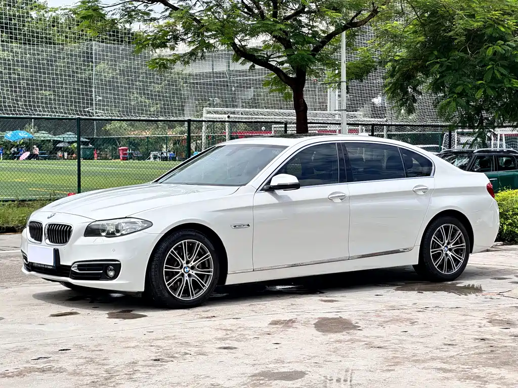 BMW 5 Series 2016