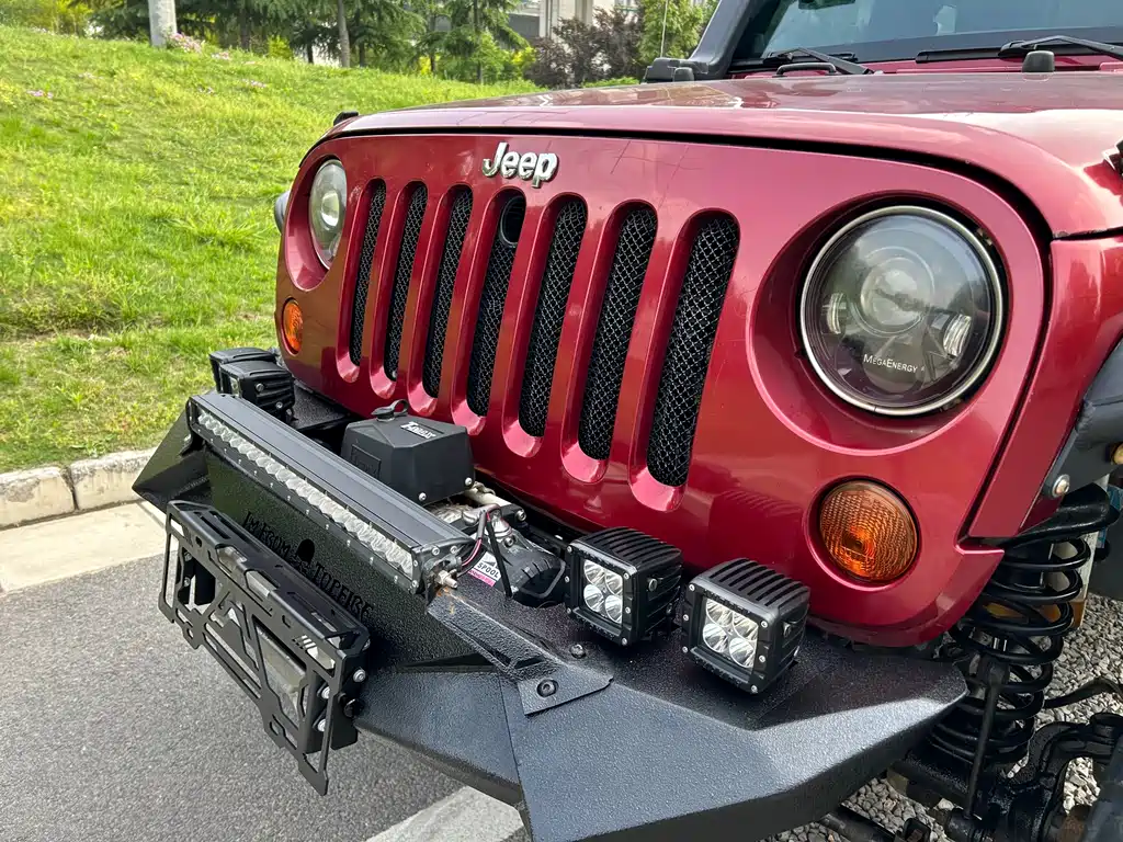 Jeep Wrangler 2014 — фото 11