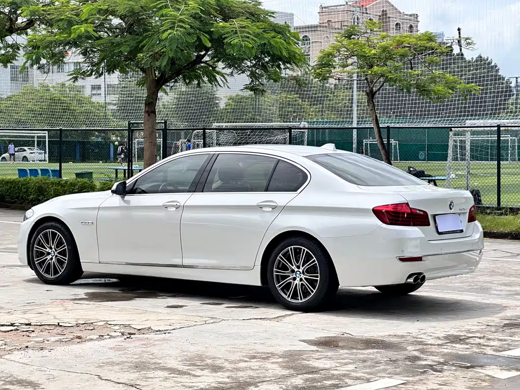 BMW 5 Series 2016