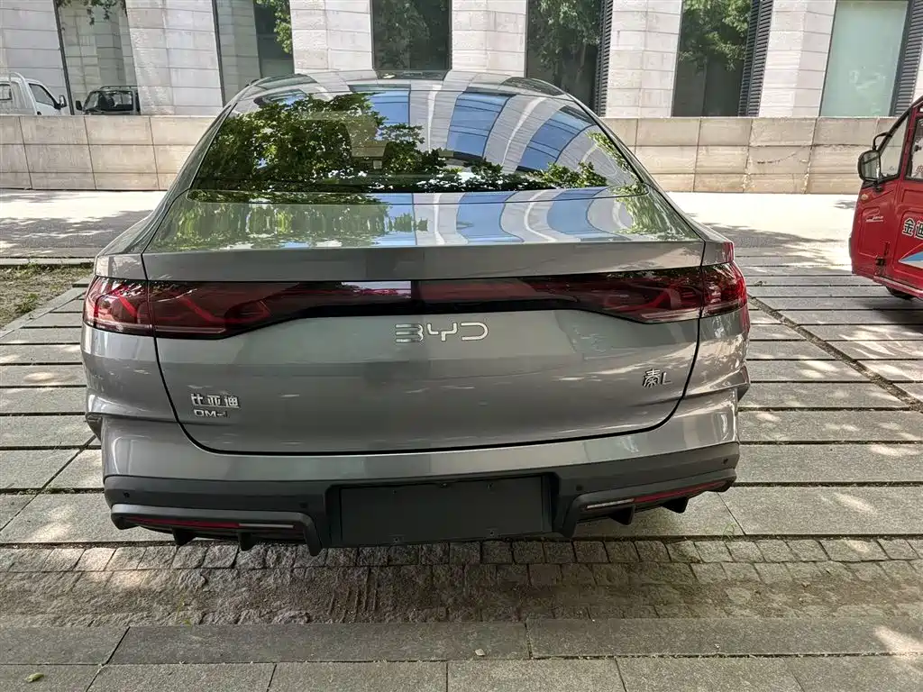 BYD Qin L 2025 — фото 4
