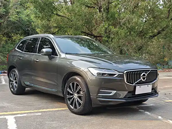 Volvo XC60 2021