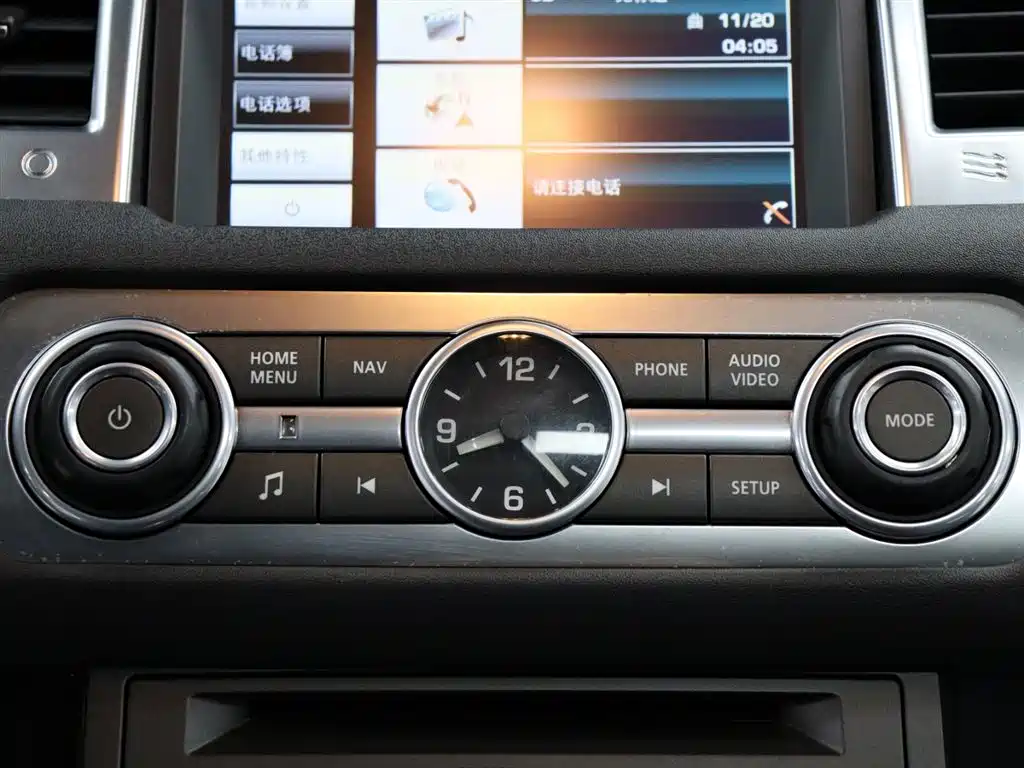 Land Rover Sport 2013 — фото 20