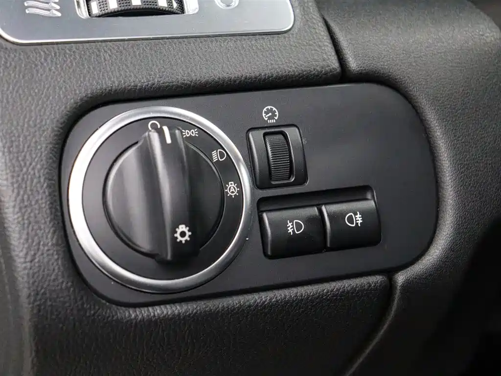 Land Rover Sport 2013 — фото 6
