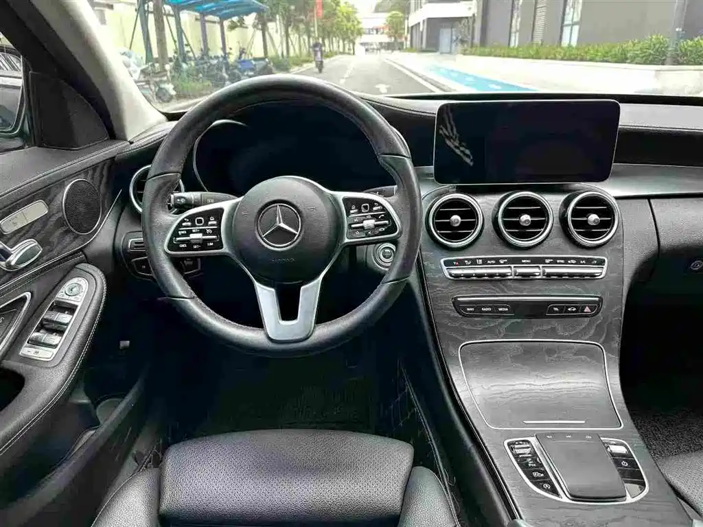 Mercedes-Benz C-Class 2019 — фото 8