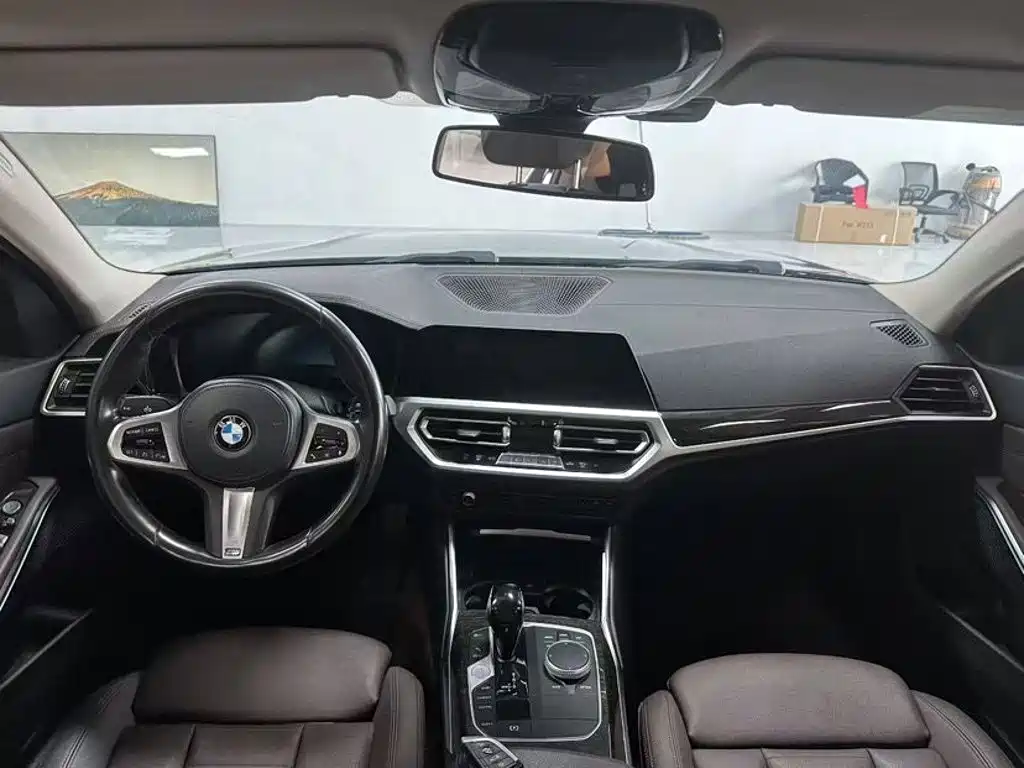 BMW 3 Series 2021