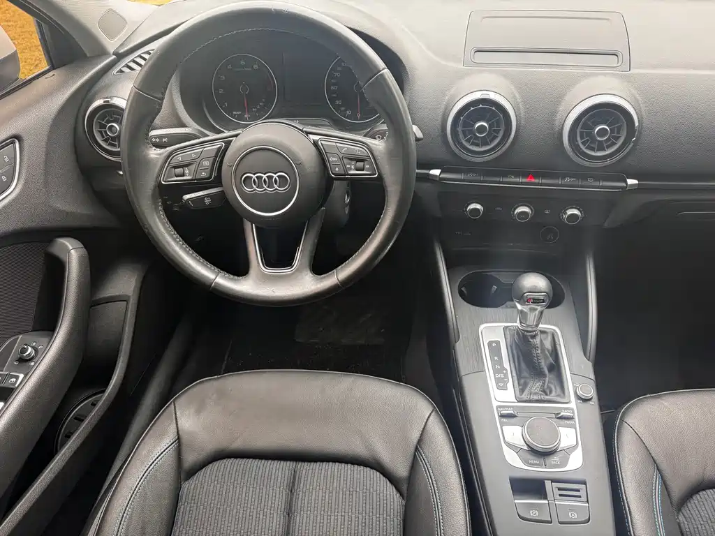 Audi A3 2020 — фото 12