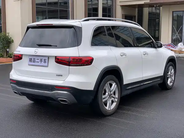 Mercedes-Benz GLB 2021
