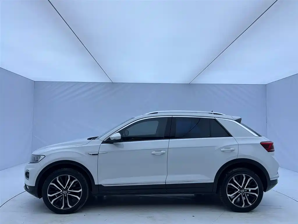 Volkswagen T-Roc 2022 — фото 7