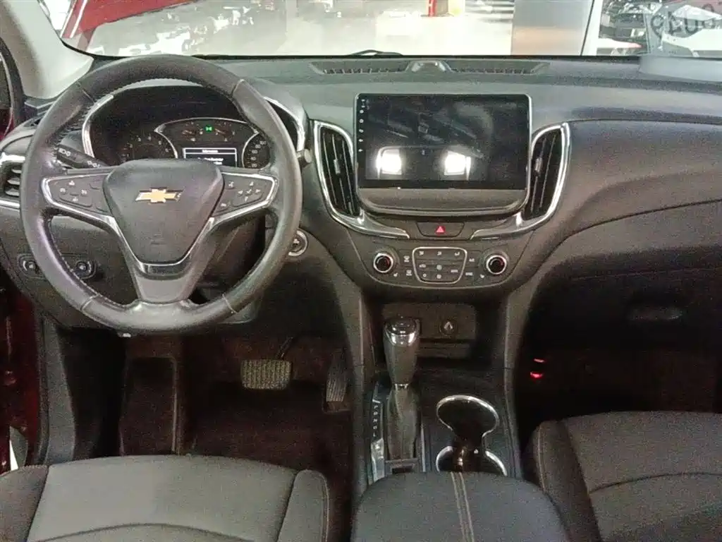 Chevrolet Equinox 2018 — фото 10