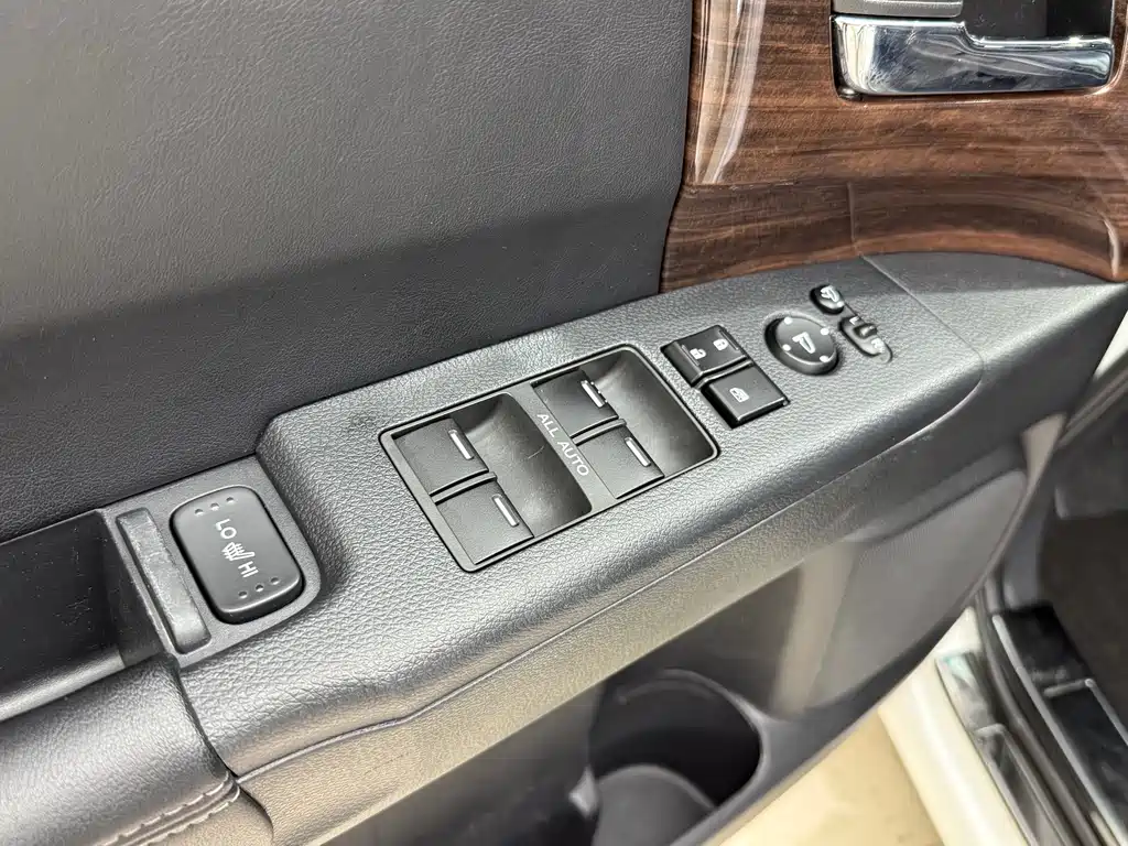 Honda Elysion 2018 — фото 15
