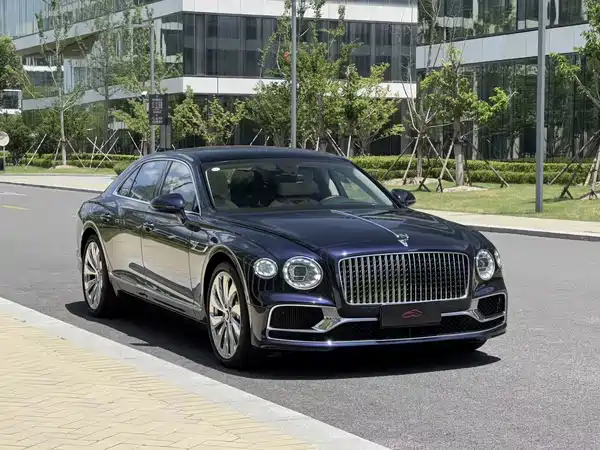 Bentley Flying Spur 2022