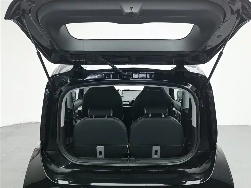Baojun KiWi EV 2022 — фото 16
