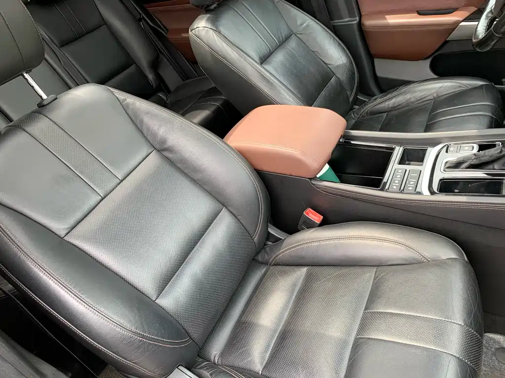 GAC Motor Trumpchi GS8 2017 — фото 24