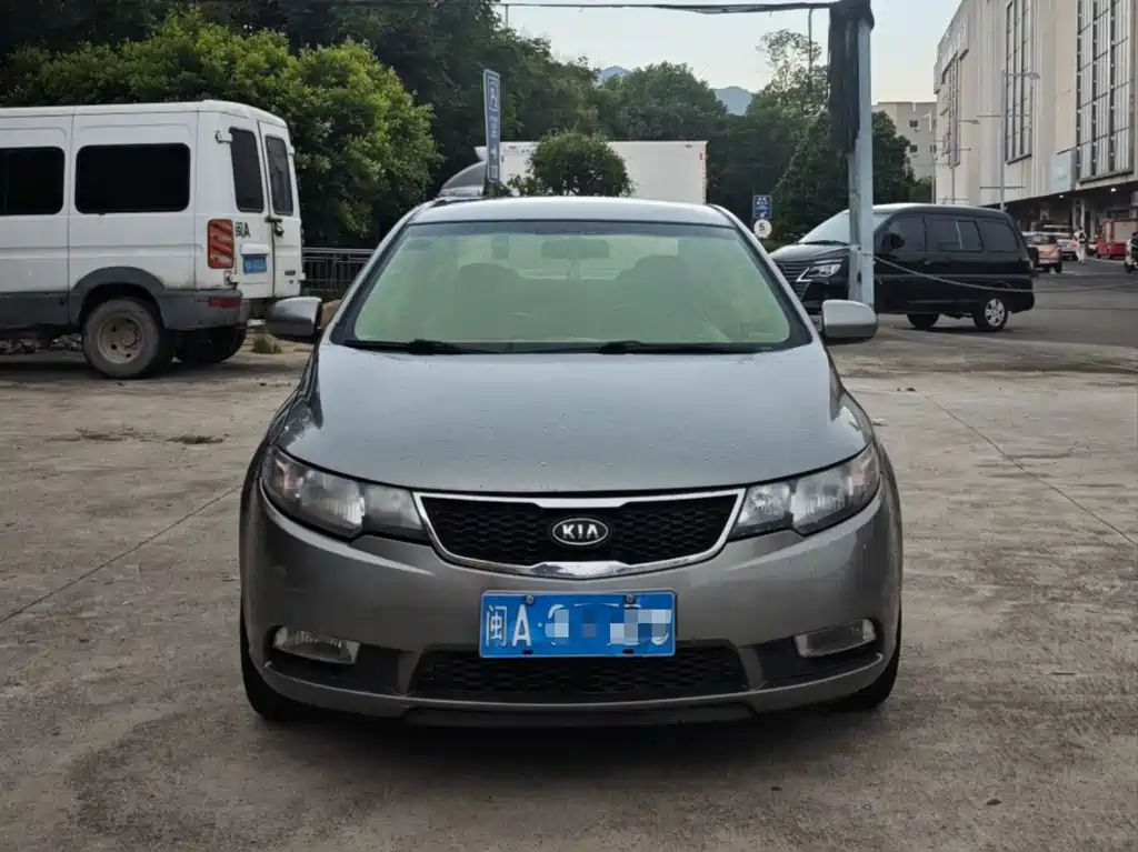 Kia Forte 2012 — фото 2
