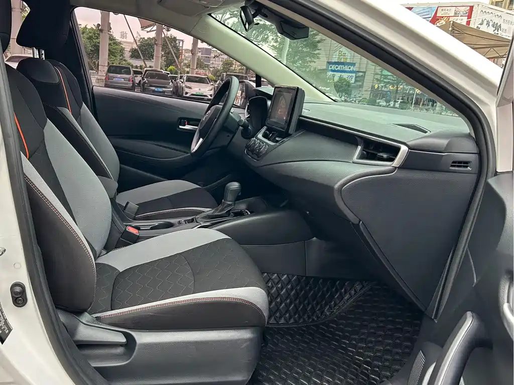 Toyota Corolla 2022 — фото 10