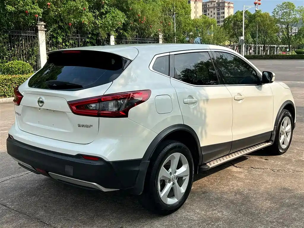 Nissan Qashqai 2022 — фото 7