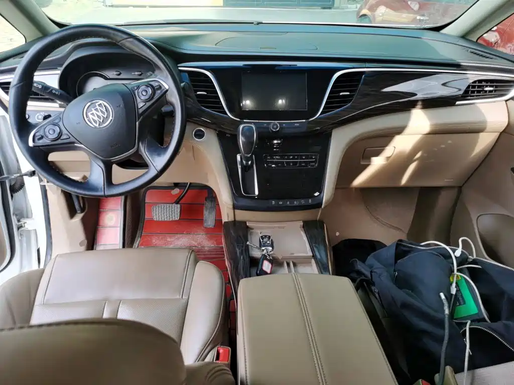 Buick GL8 2020