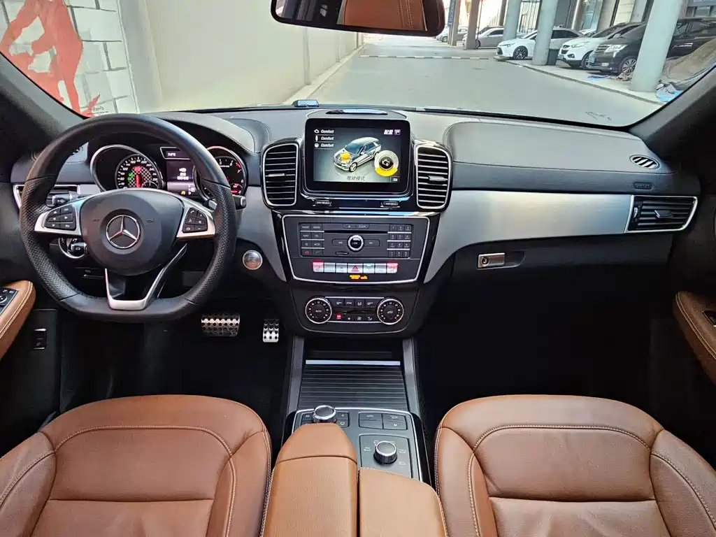 Mercedes-Benz GLE AMG 2018 — фото 7