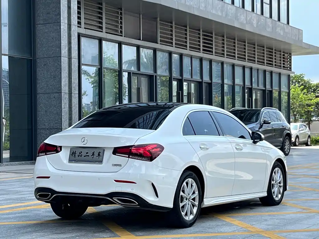 Mercedes-Benz A-Class 2022 — фото 6