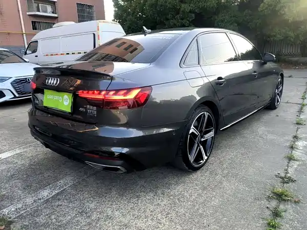 Audi A4L 2022