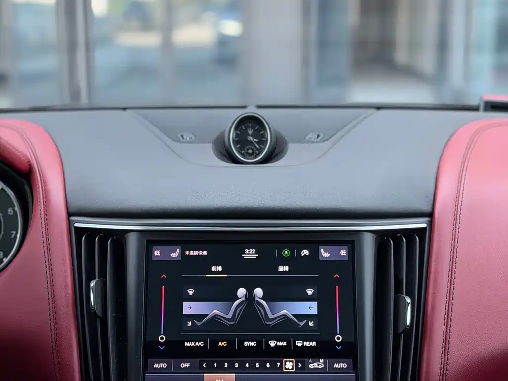 Maserati Levante 2021 — фото 12