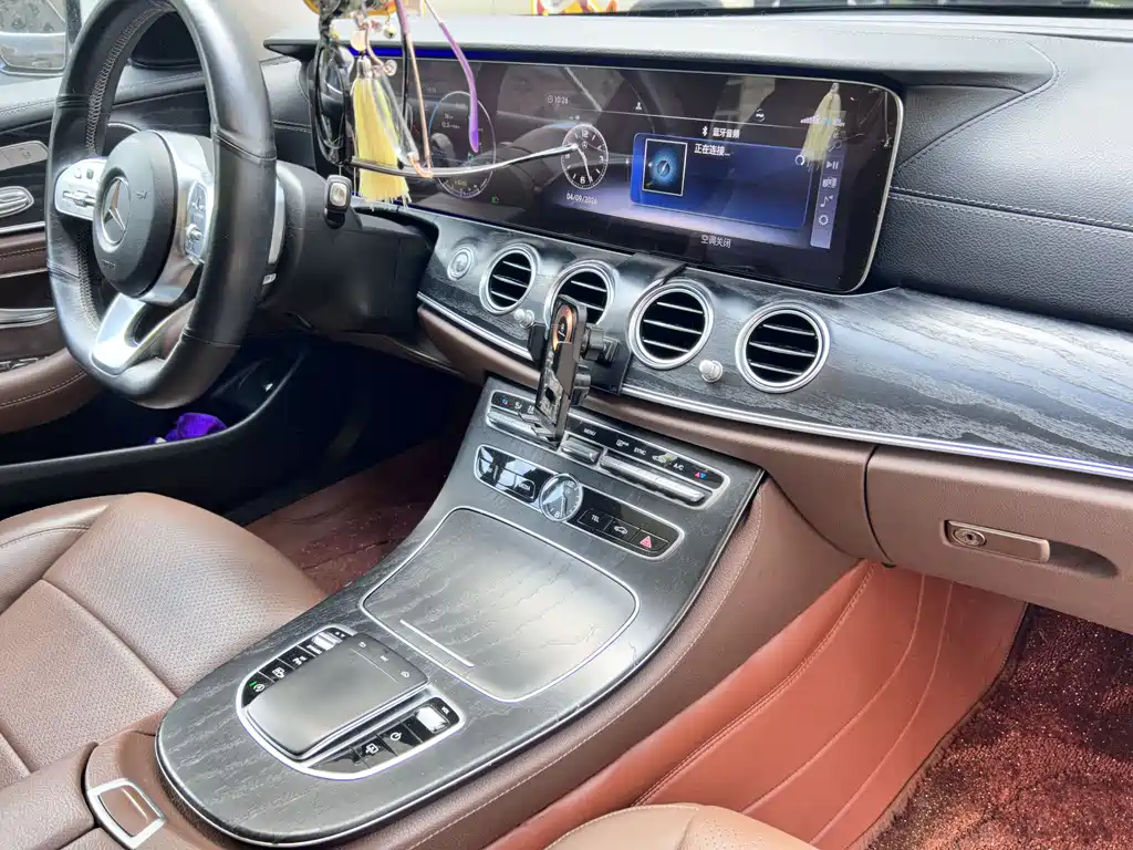 Mercedes-Benz E-Class 2019 — фото 5