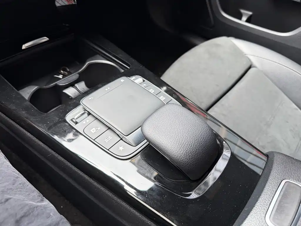 Mercedes-Benz A-Class 2021 — фото 10