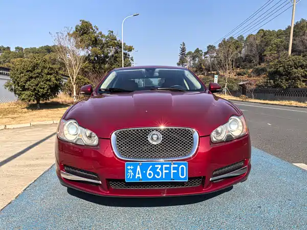 Jaguar XF 2009