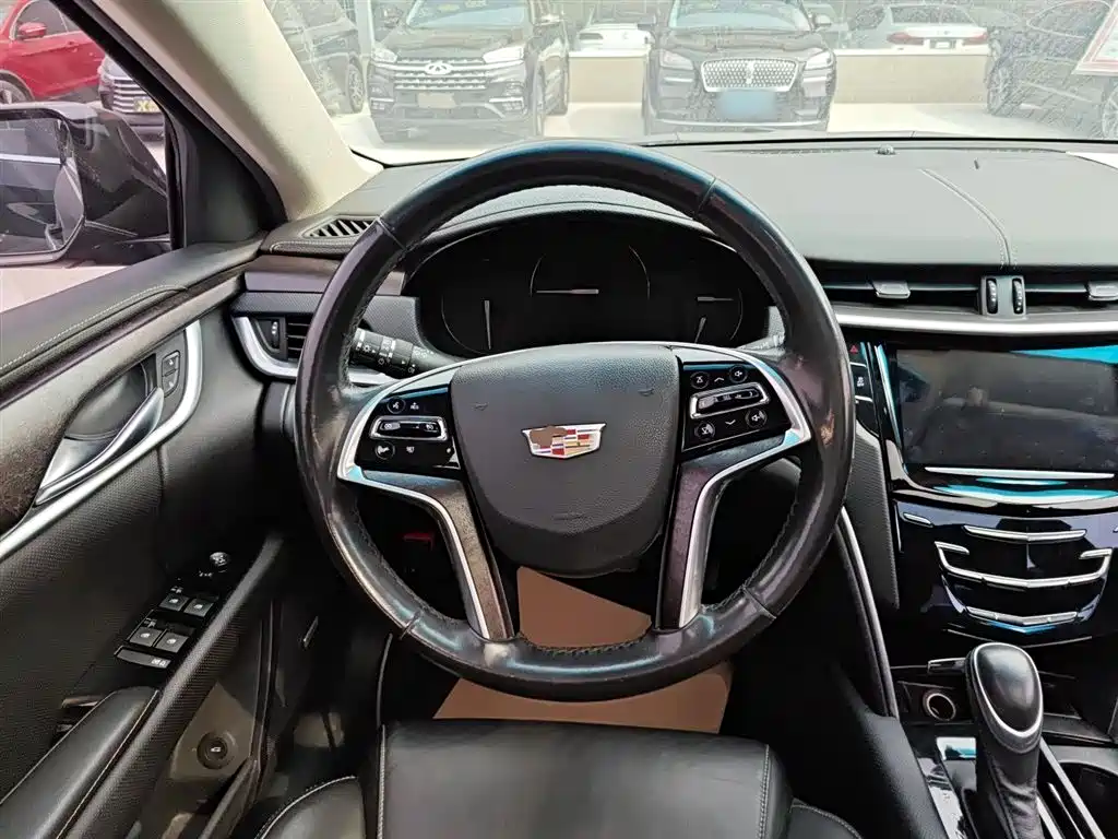 Cadillac XTS 2019 — фото 7