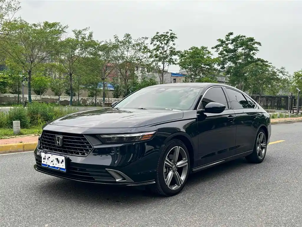 Honda Accord 2024 — фото 1